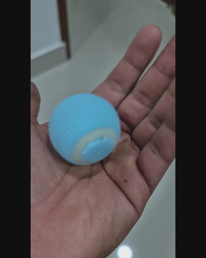 Pelota Interactiva Inteligente para Gatos con Sensor de Obstáculos
